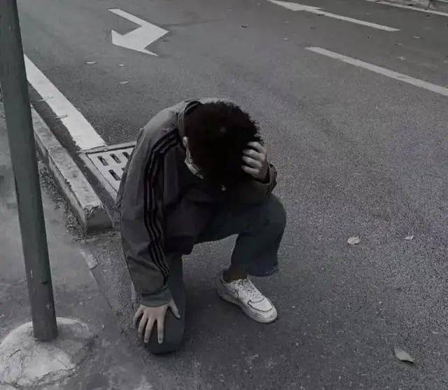 15岁代怀代生套餐生的孩子被6人围殴（15岁少年被六人打死）