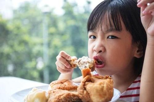 孕妈助孕服务生的婴儿1岁吃什么钙（1岁娃吃什么钙）