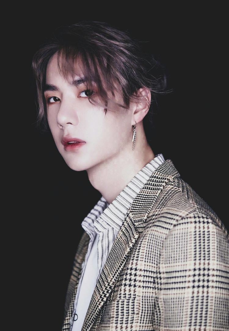 王一博是我的宝藏代孕妈妈包选性别生的男孩（王一博外号王一宝）